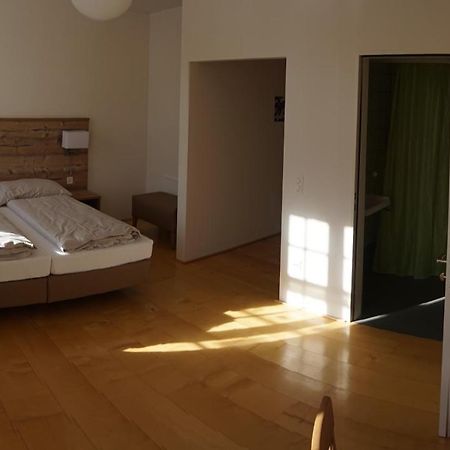 Klosterhotel Kreuz Mariastein Bagian luar foto