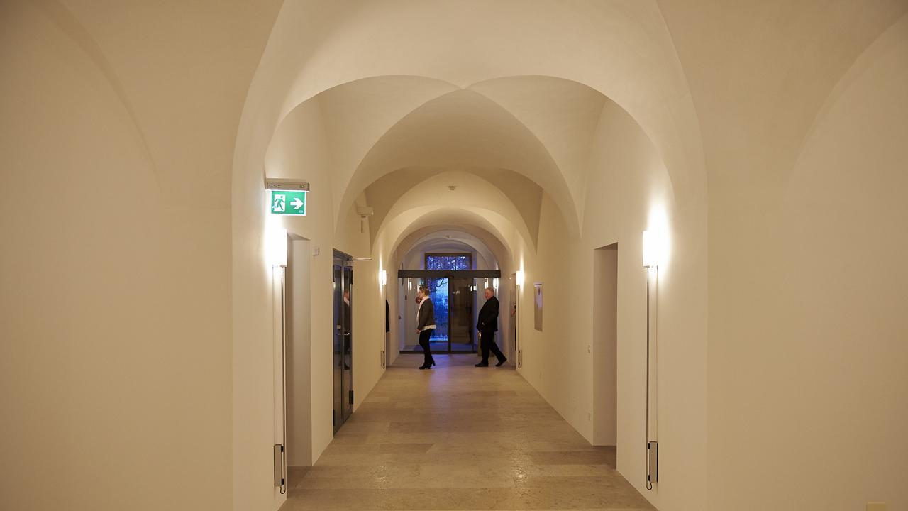Klosterhotel Kreuz Mariastein Bagian luar foto