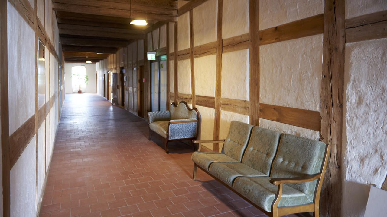 Klosterhotel Kreuz Mariastein Bagian luar foto