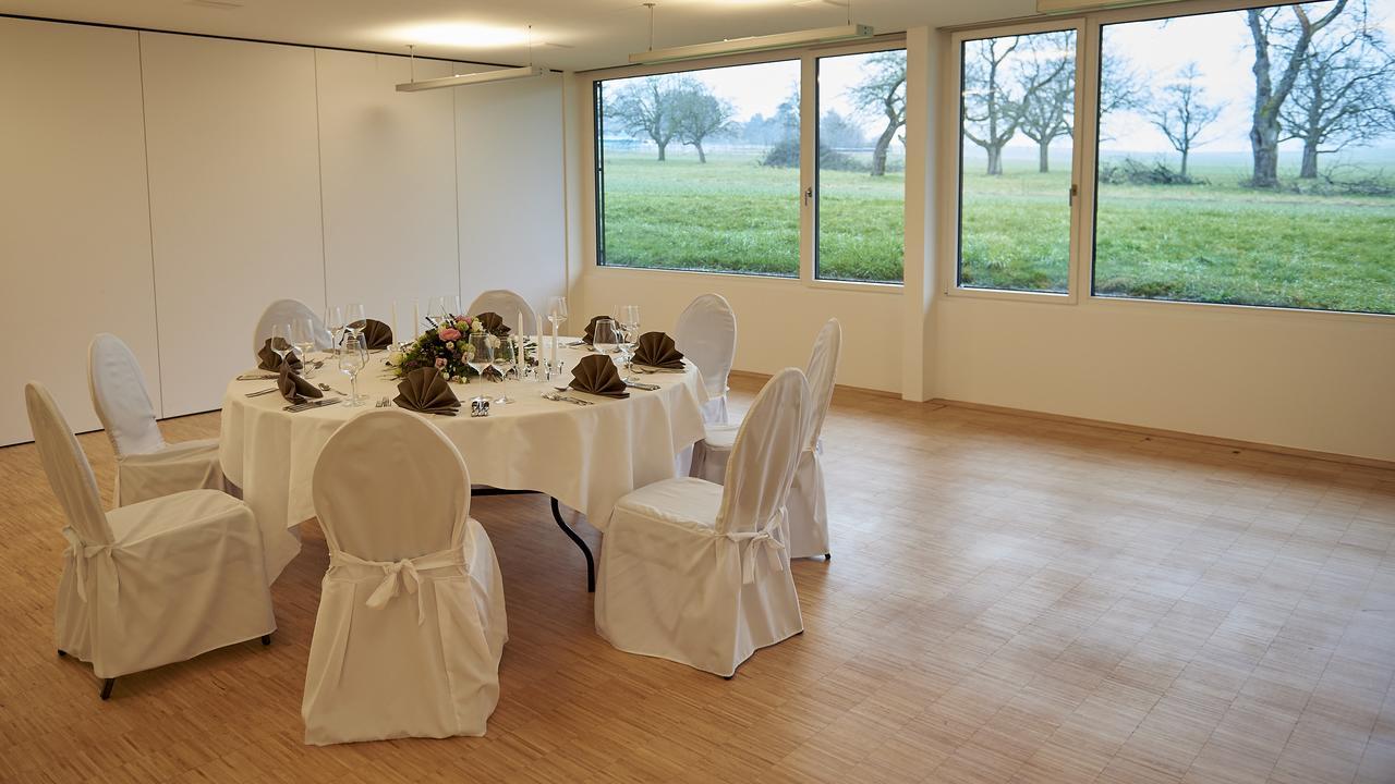 Klosterhotel Kreuz Mariastein Bagian luar foto