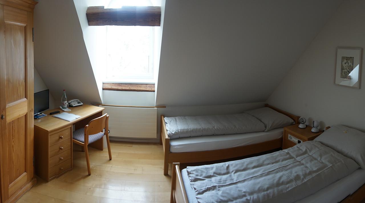Klosterhotel Kreuz Mariastein Bagian luar foto