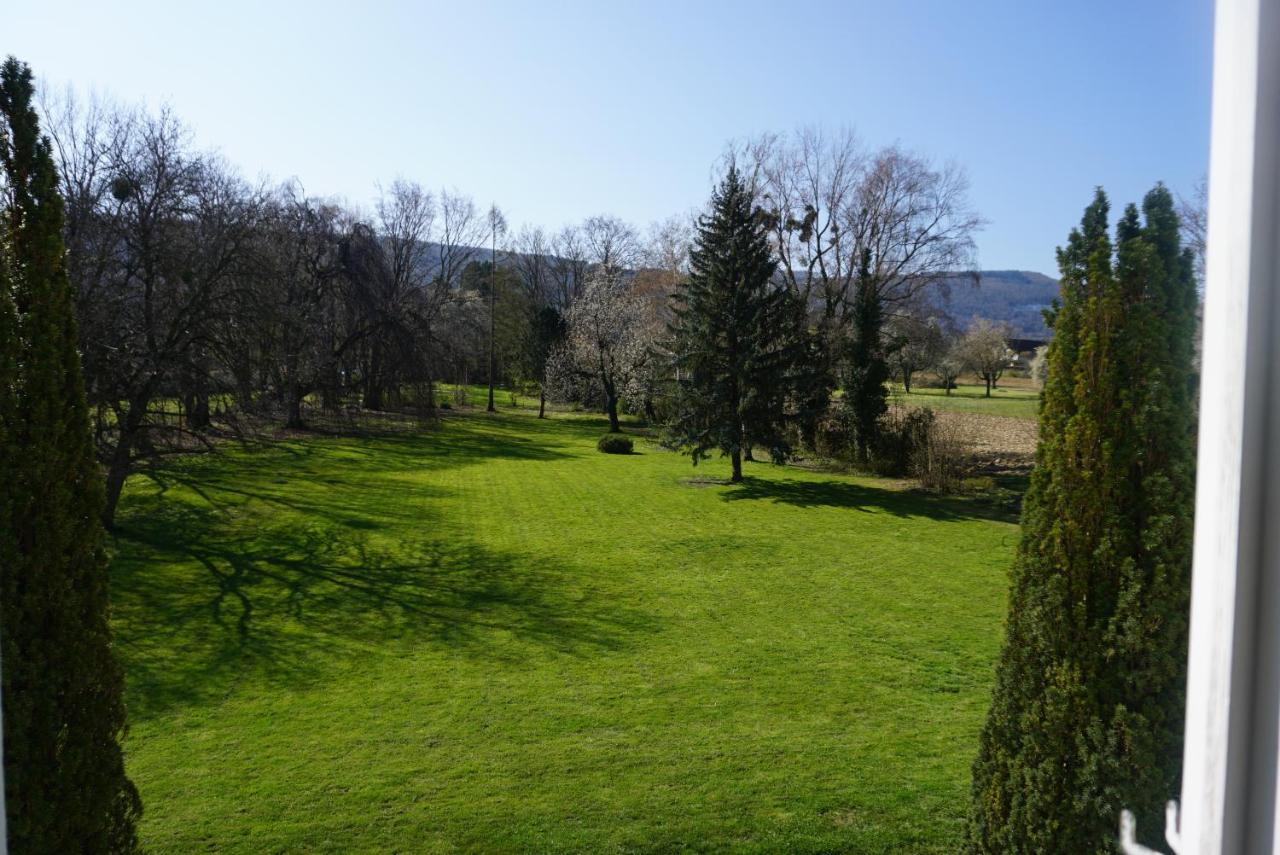 Klosterhotel Kreuz Mariastein Bagian luar foto