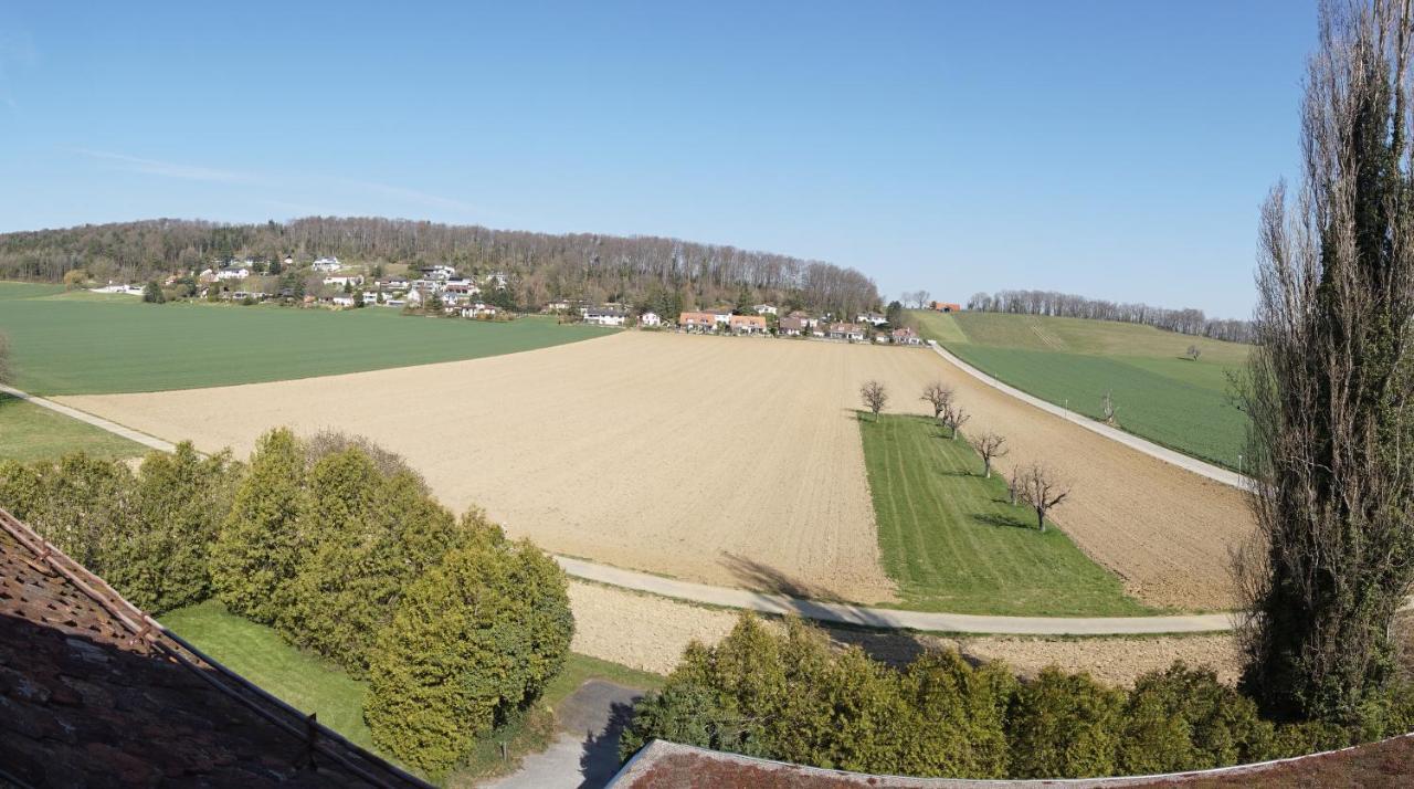 Klosterhotel Kreuz Mariastein Bagian luar foto